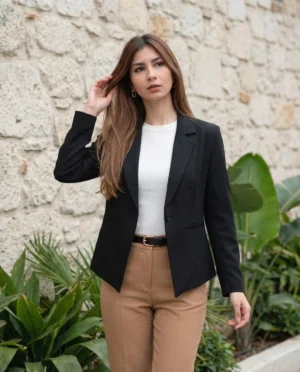 BLAZER CORTO PUNTA - Negro