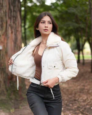 CHAQUETA IMPERMEABLE - Marfil